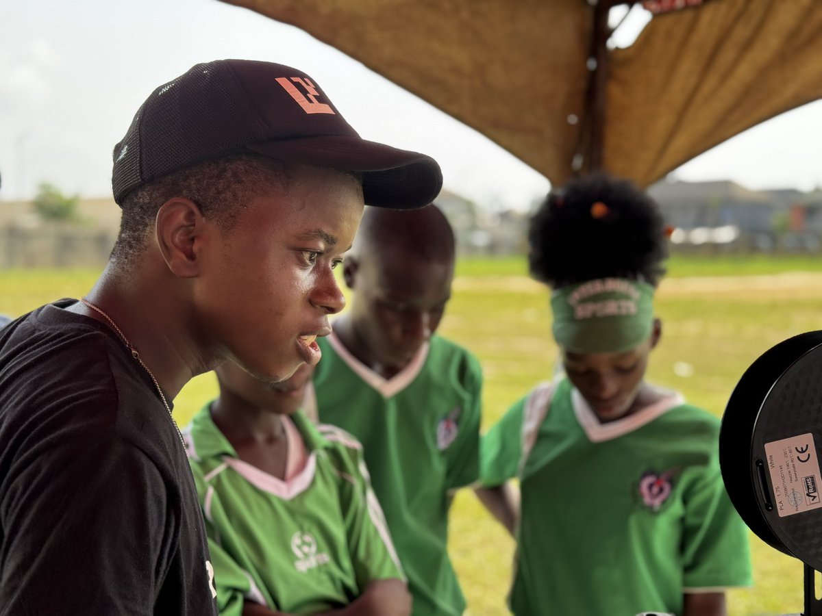 EmmyCodes tweet media