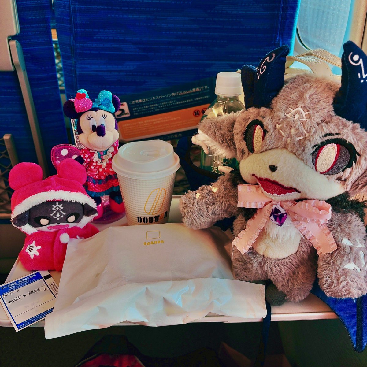 大きなリボンでおめかしして🎀な、でびさま🫶🏻 2泊3日、おそろし〜い