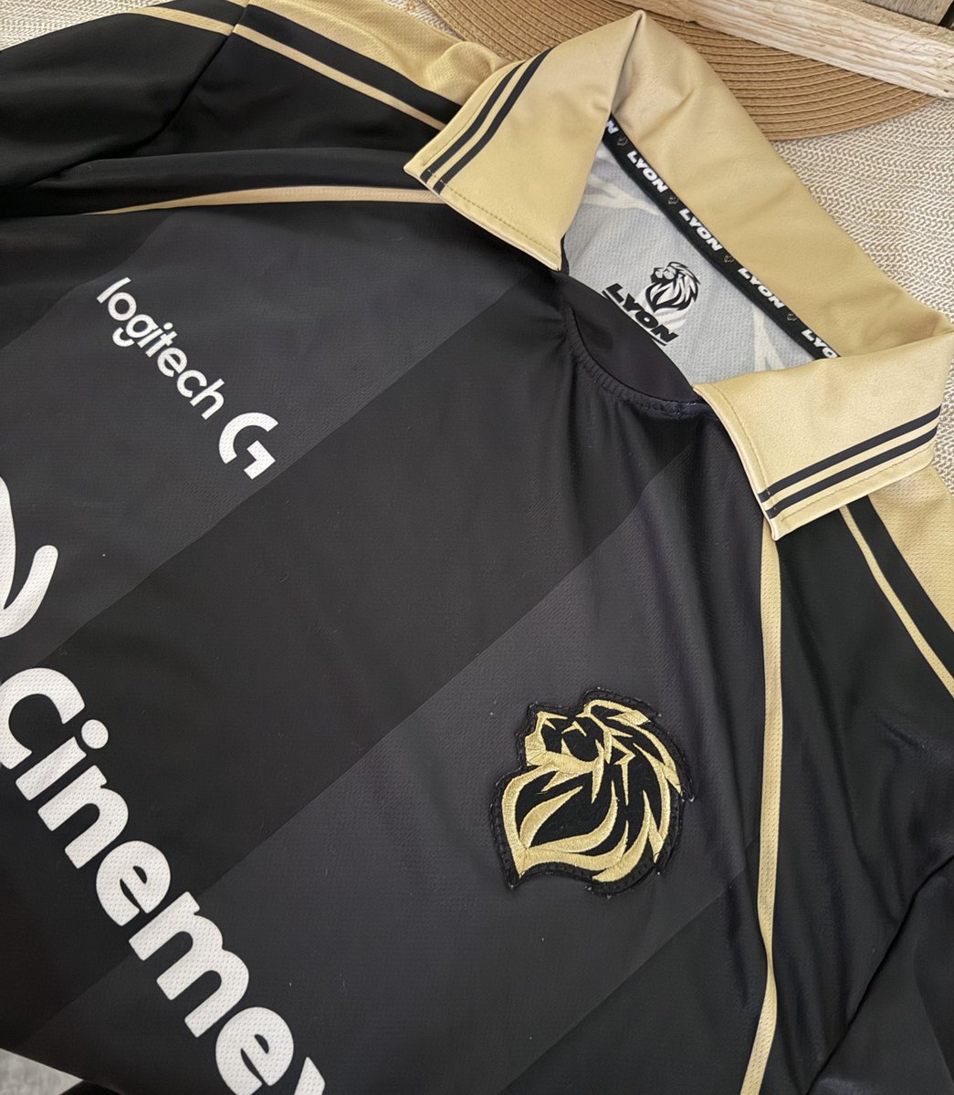 LYON Asha 🖤 tweet media