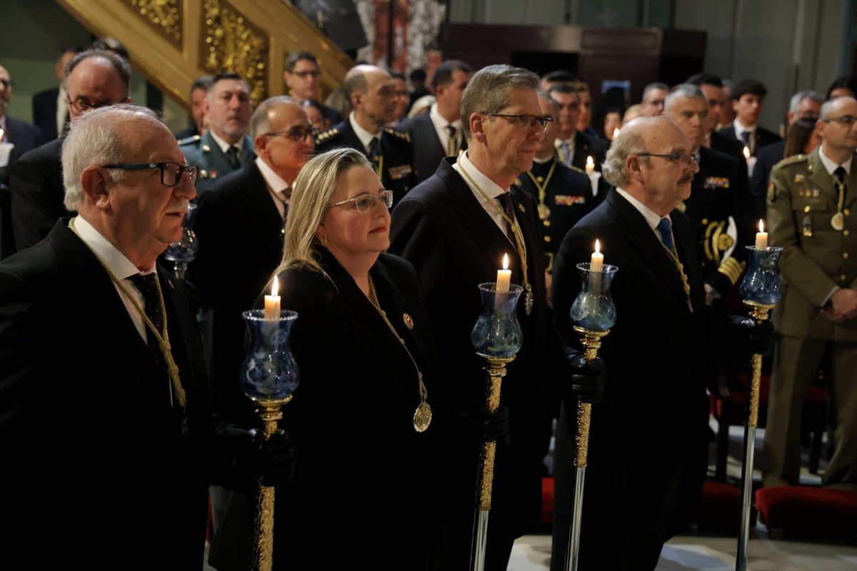 NoeliaArroyoHer's tweet photo. Noche inolvidable en Santa María.

Celebramos la primera gran cita de la Cuaresma con el Resurrexit @resucitadocarta. 

Iglesia llena, estreno de nuestro nuevo capellán y la emoción renovada al son de Triunfal, culminando con la solemne procesión claustral.

Porque sin Resurrección, no hay Semana Santa.