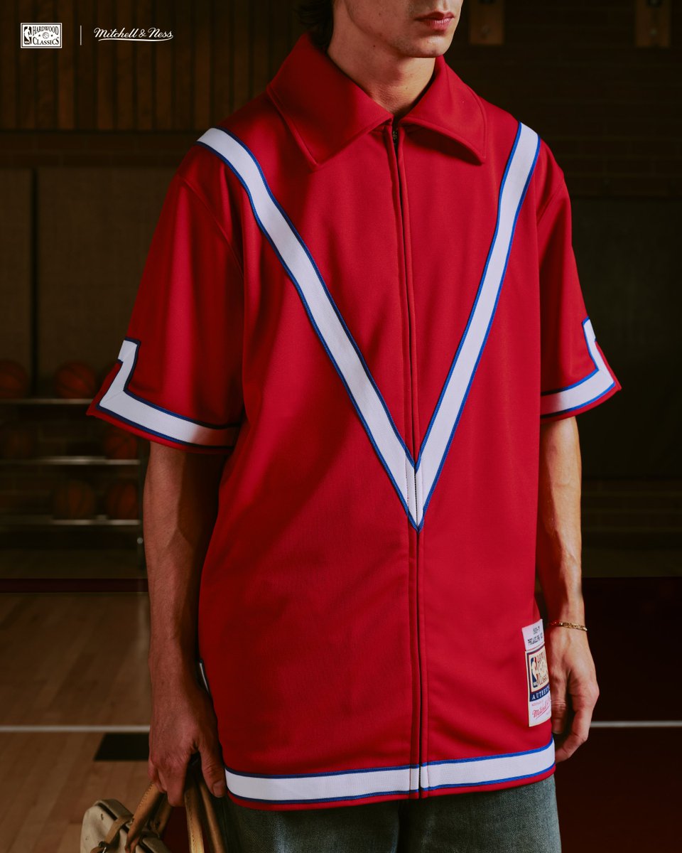 Mitchell & Ness tweet media