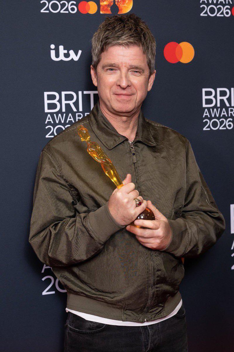 Oasis Planet tweet media