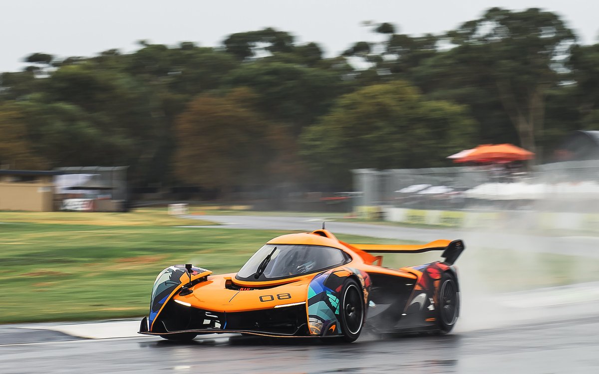 T R A N S M I S S I O N tweet media