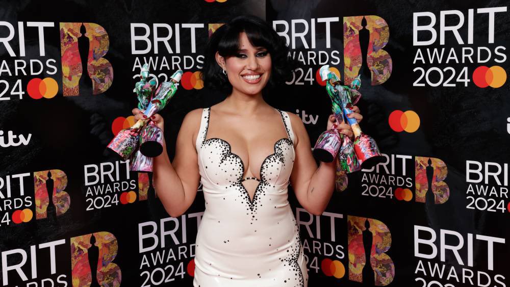 MiichaelKing's tweet photo. The pop girlies absolutely dominating the #BRITs for three consecutive years is CORRECT. 

Women will always and forever rule the British music scene! https://t.co/cDrvq49fbY