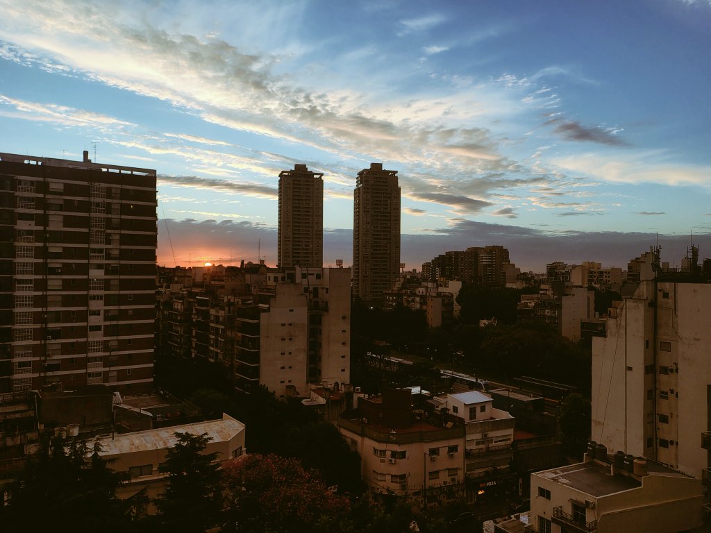 19:37 República sin derechos laborales de Caballito