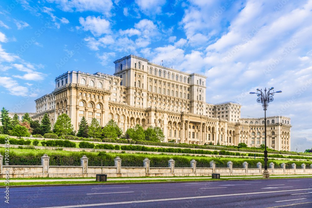 Daily Romania tweet media