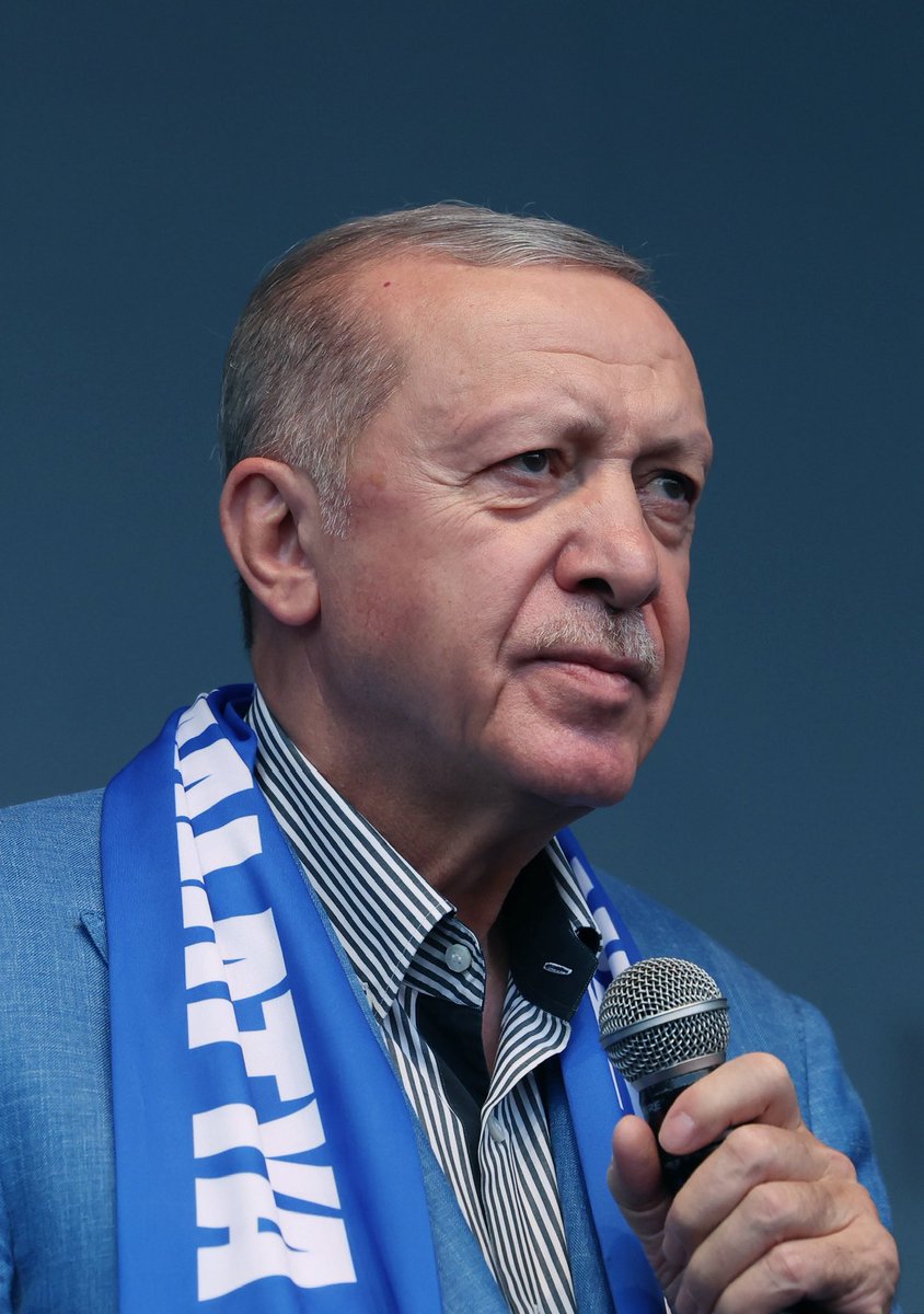 Etrafımızdaki tüm gerilimlere ve çatışmalara rağmen, milletinin güvenliği için gece gündüz demeden çalışan 'Türkiye’nin küresel kalkanı'. 

Rabbim sizi başımızdan eksik etmesin, bu aziz vatanı her türlü beladan muhafaza eylesin.