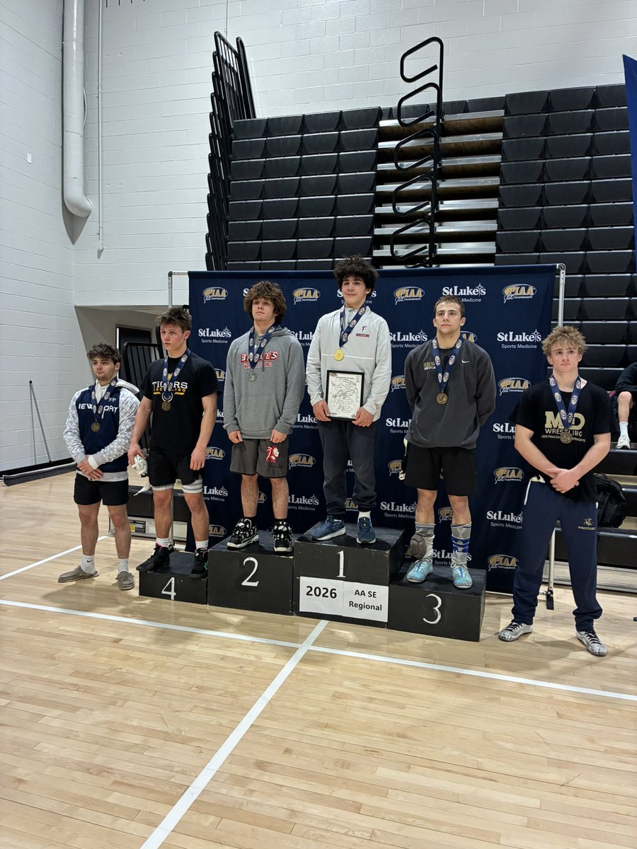 MCHS_AD's tweet photo. Southeast Regional 2A Wrestling 

Third Place Match

Rory Dixon major decision win over Chase Sukanick (Northwestern Lehigh) , 18-4

Rory advances to the PIAA Championships at the Giant Center in Hershey starting next weekend. https://t.co/pxExrTio4x