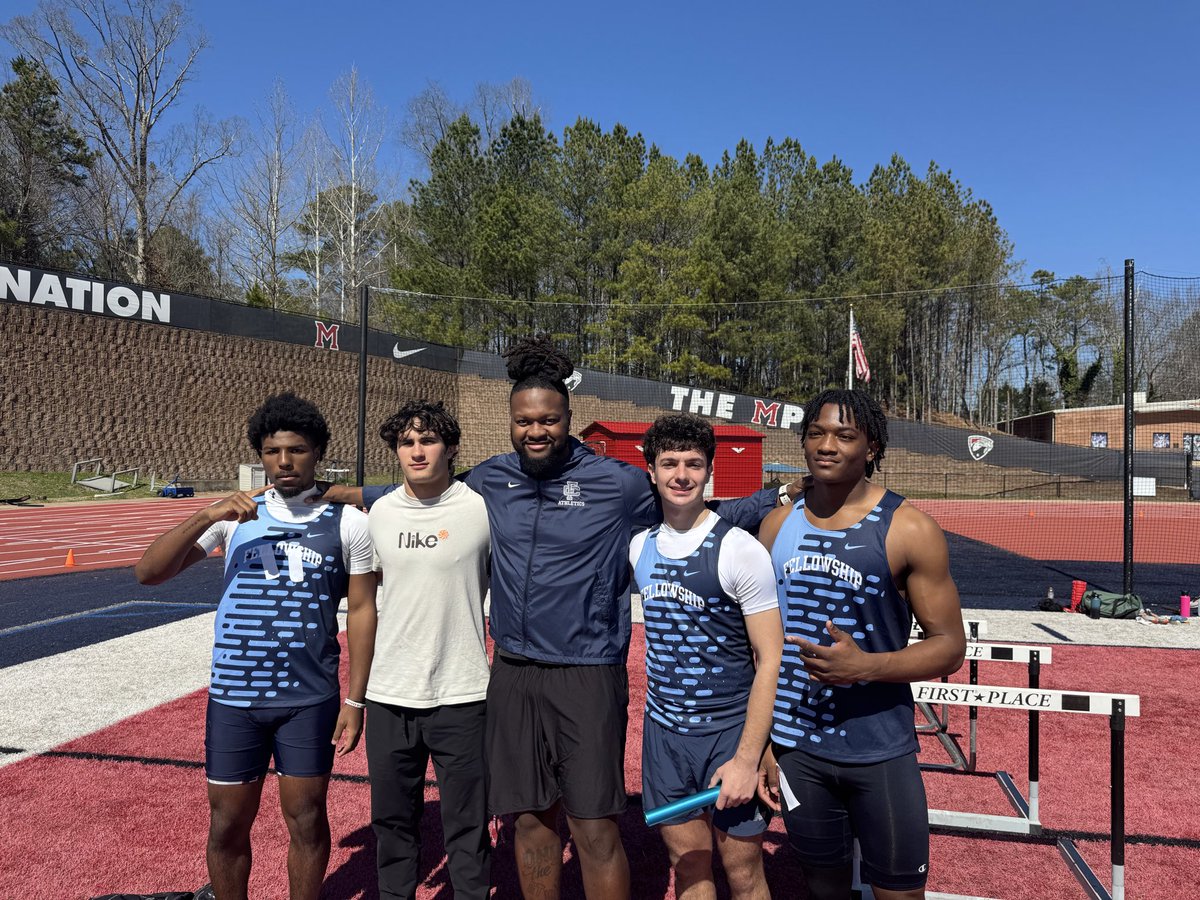 Synir_Fields1's tweet photo. First track meet at Milton today, on pace for breaking the school 4x1 record‼️‼️‼️ https://t.co/O5bjWTnIG9