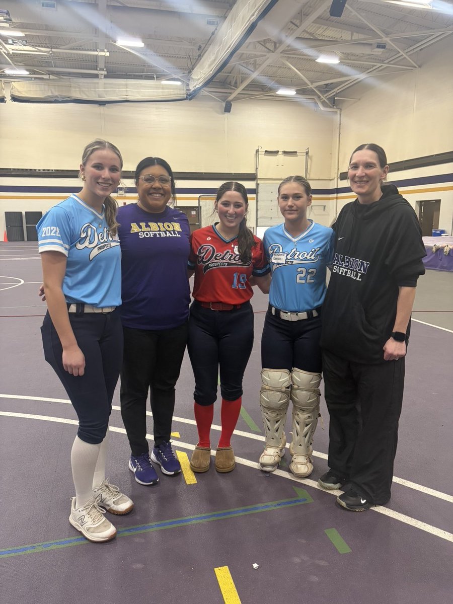 Adeline Kut tweet media