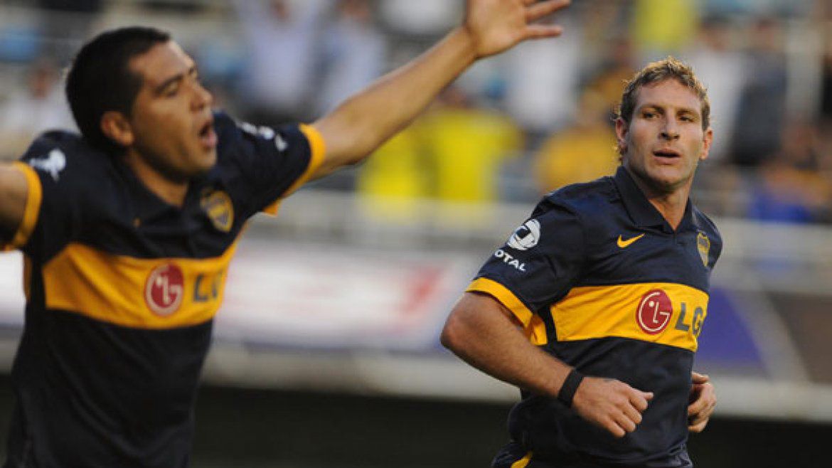 Esta imagen representa la mierda de persona que es Juan Román Riquelme. Por el bien de Boca Juniors hay que sacar a este tipo del club.