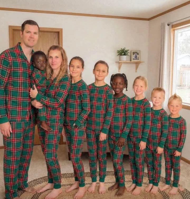 Adamın 5 çocuğu olabilir belki.
Ama kadının 7 çocuğu var kesin