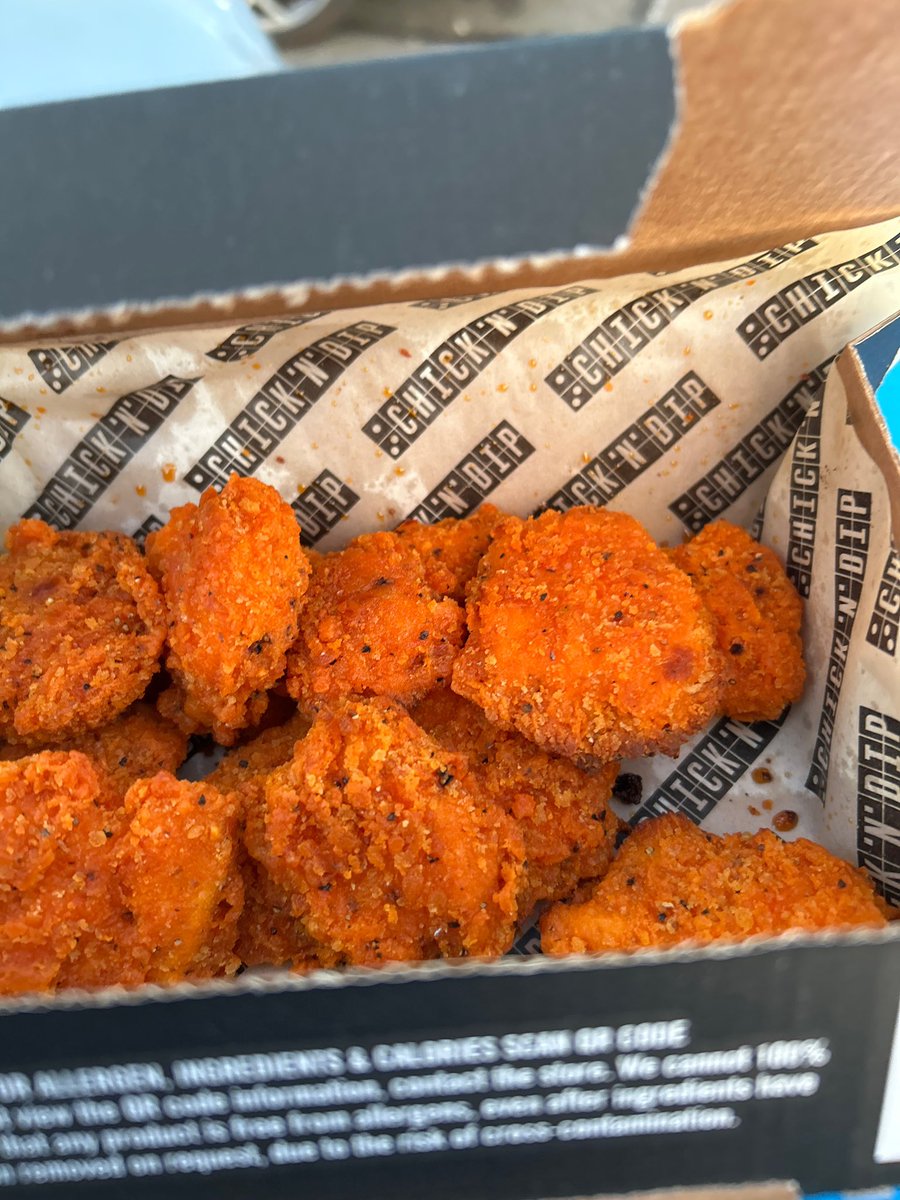 SuspiciouslyBlueFox tweet media