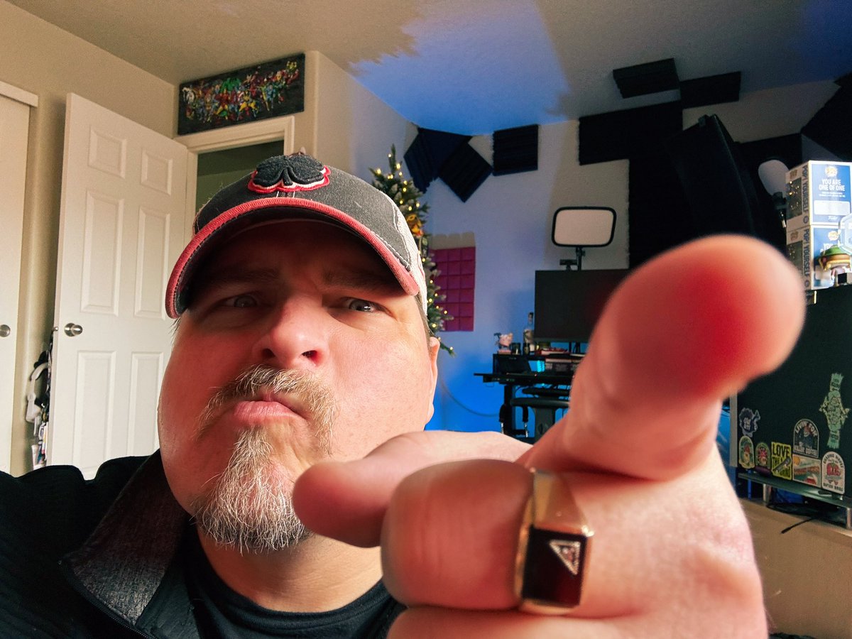 RYΛNN WΞLLΞR 🔜 #TwitchCon tweet media