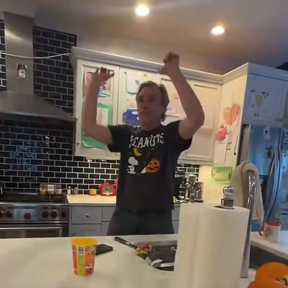 neiloverstreet's tweet photo. NEW SHIRT https://t.co/xiaKxfM4nY