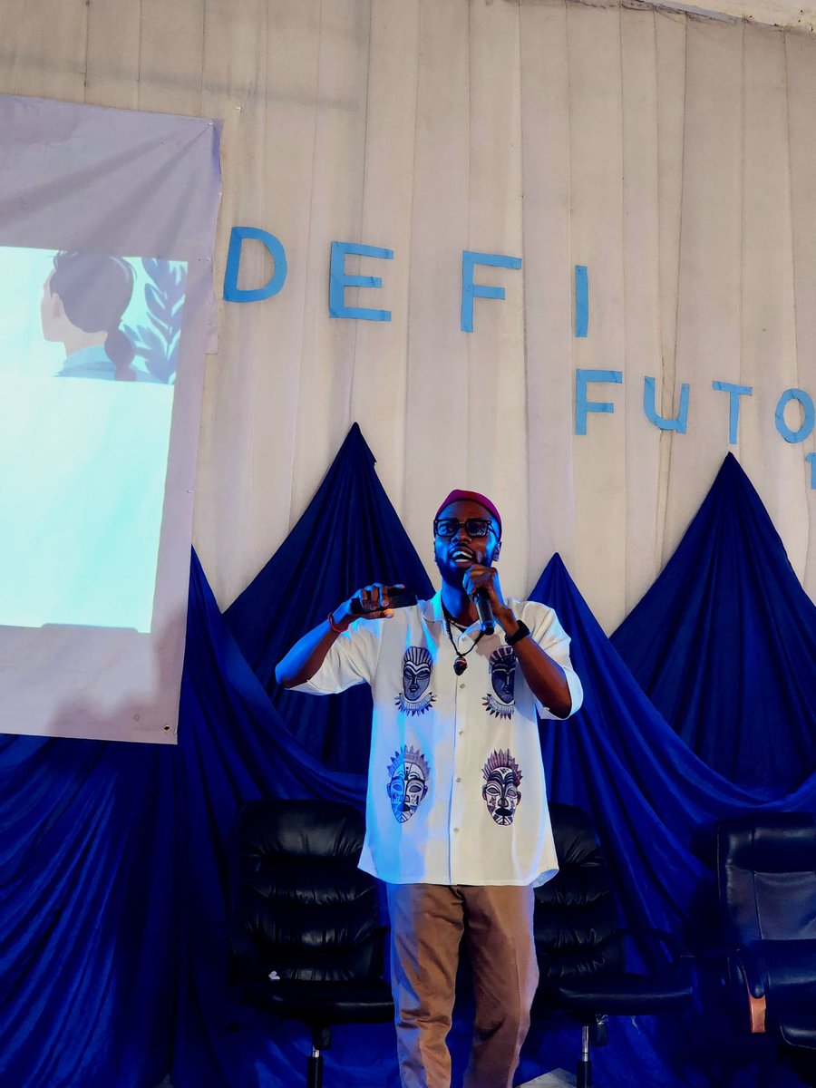 Sarcastic Geek tweet media