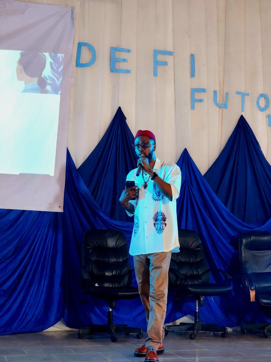 Sarcastic Geek tweet media