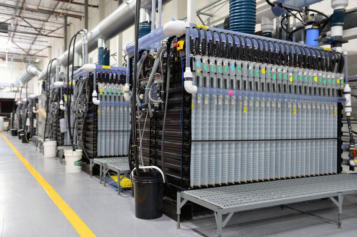 SukritGanesh's tweet photo. Google's new Minnesota data center is getting an iron-air battery, which can store orders of magnitude more energy than any grid-scale battery we've seen (30 GWh in this case). If this pans out, we may have found the solution to turning solar &amp; wind into reliable baseload power. https://t.co/tHkq6a87g7