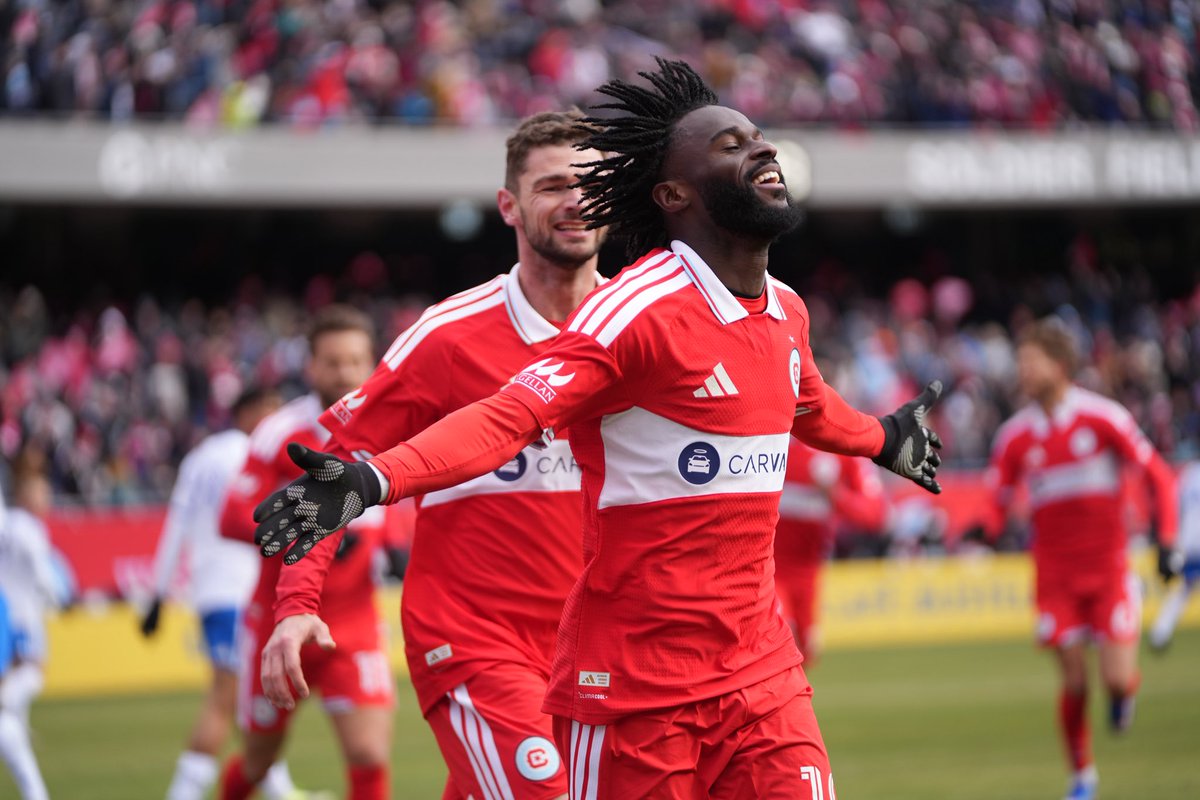 Jonathan Bamba🇨🇮 buteur ce soir en MLS🇺🇸 avec Chicago Fire.

Son équipe s'est imposée (3-0) face à CF Montréal.