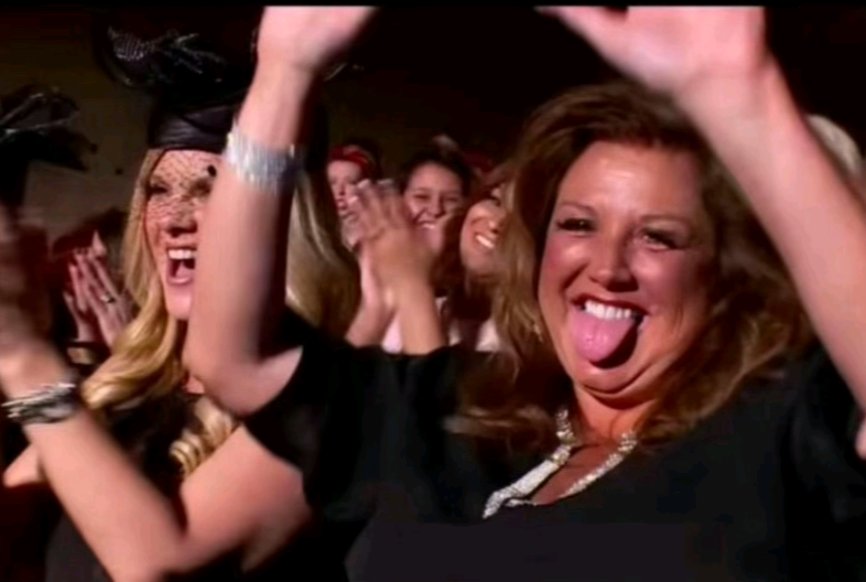 𝓜𝓲𝓼𝓼 𝓥𝓮𝓵𝔂𝓪 ⋆˙ tweet media