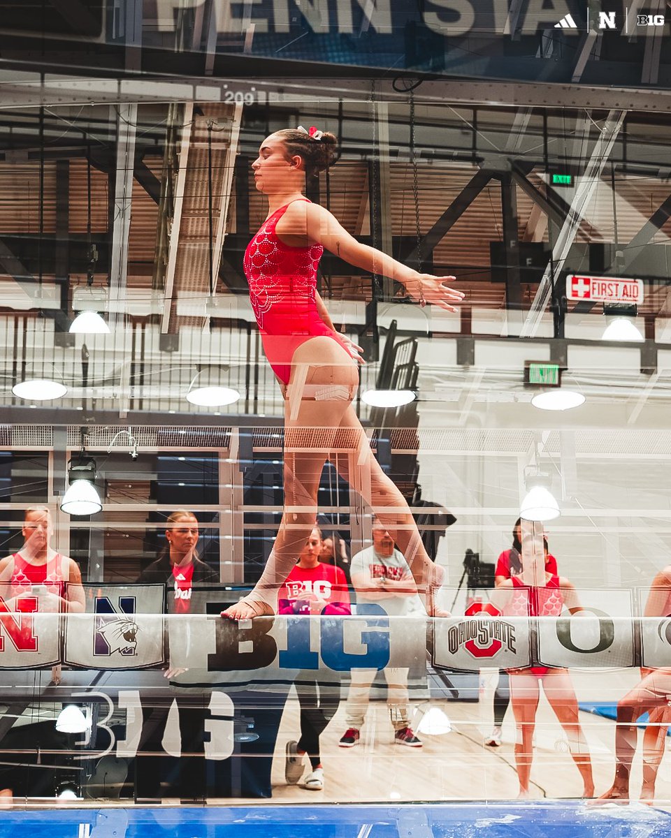 HuskerWGym's tweet image. Big Red Gymnastics in 10 ‼️

#Team51 | #GBR