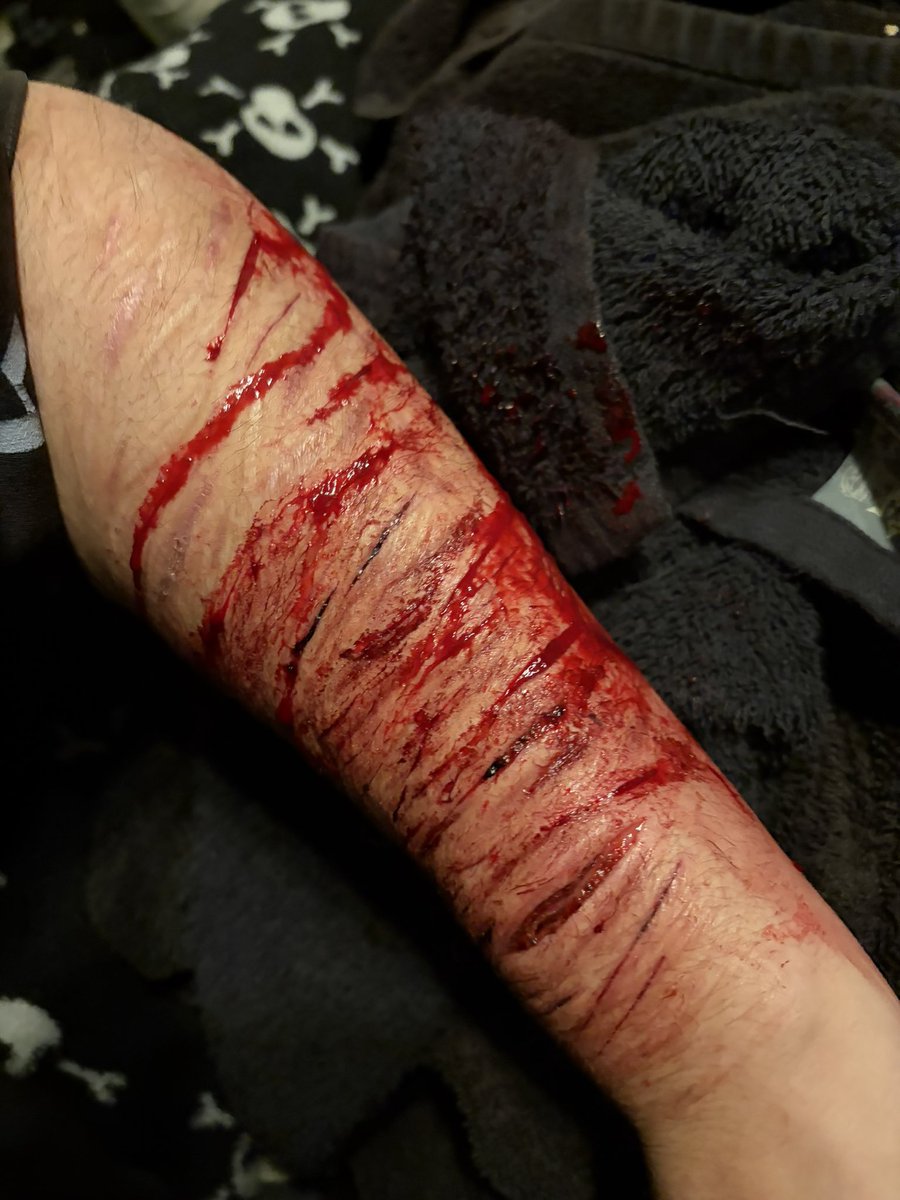 ash ★ 30 day residential brb! tweet media