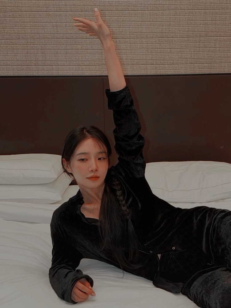 ‍‍‍ ‍ 🐇 ⃤‍ ‍丷 ‍ 강 ⸜ 𝗡𝗢—𝙴͟𝚄͟𝙻͟ ͟.‍‍‍ ‍ tweet media