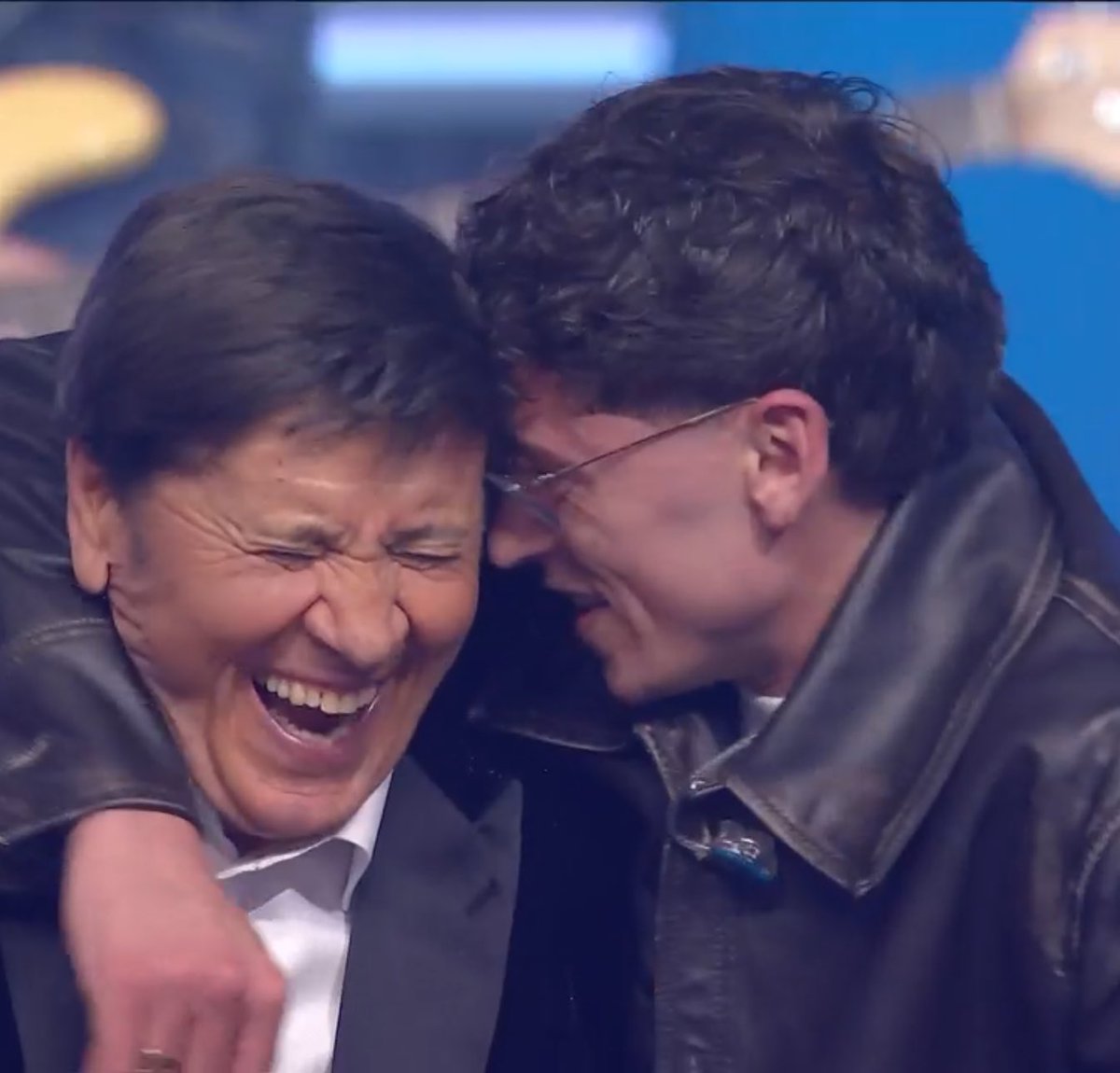 socy • ☽ tweet media