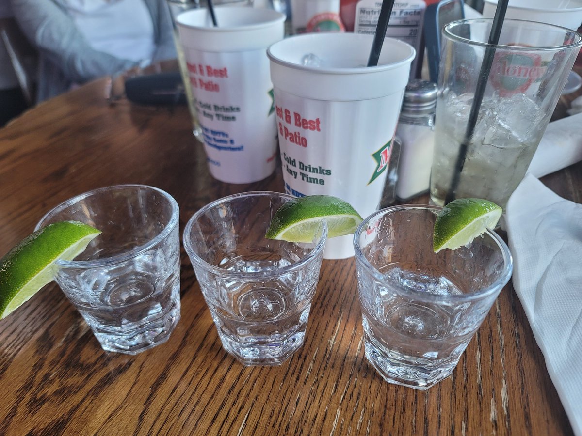 jbs9096's tweet photo. They keep buying me shots, and I keep drinking them. The peer pressure is real! 🤣🤣🤣🥃🥃🥃#BirthdayWeekend #TeamPisces https://t.co/2VN0IIns8G