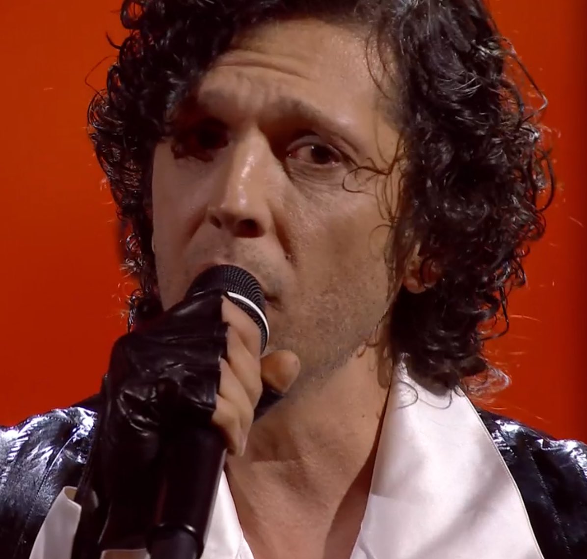 PicccolaAnima's tweet photo. Comunque vorrei evidenziare come ogni sera Ermal sia riuscito ad esprimere soltanto con gli occhi tutto il dolore che racconta il suo brano. Che artista
#ErmalMeta #Sanremo2026 https://t.co/zoeiyimBlk