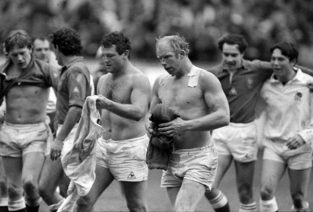 TousPoulidor's tweet photo. 3 mars 1984. Jour de Crunch et victoire du XV de France face à la Perfide Albion (19-15)
#SorryGoodGame 🇫🇷🏉🏴 https://t.co/asOVZOkDMZ