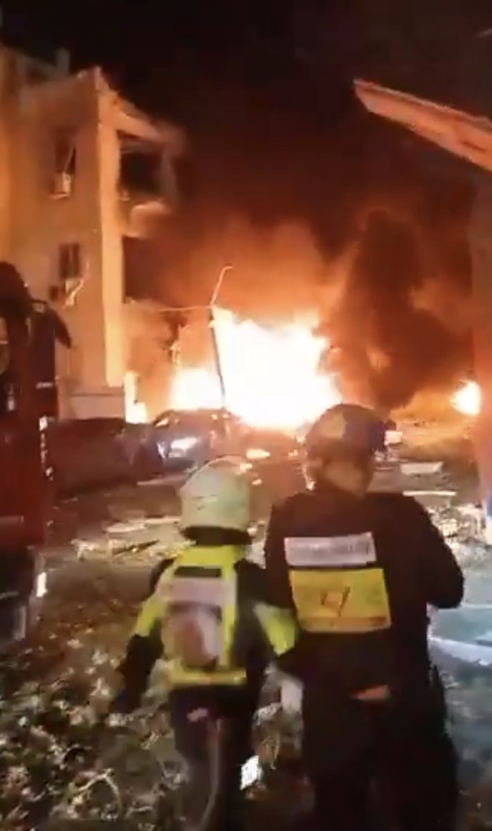 كفرو tweet media