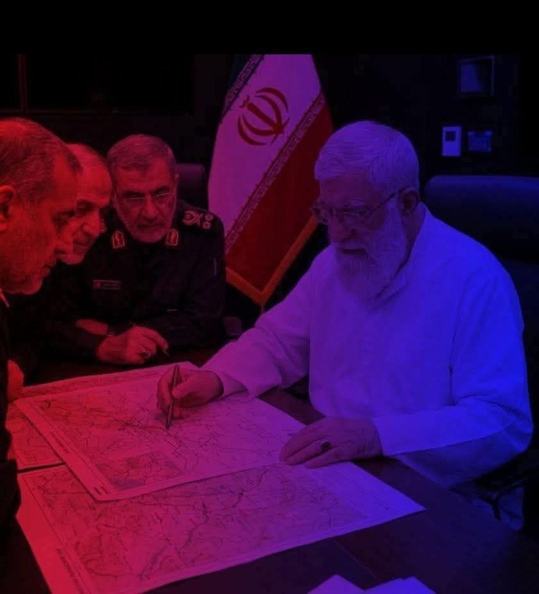 حفظك الله يا ناصر الإسلام والمسلمين 
حفظك الله يا مُذل اليهود والمشركين 
حفظك الله مُعز القوم المؤمنين 
اللهم عجل لوليك الفرج 

#الحرب_العالمية_الثالثة 
#الوعد_الصادق_4 
#Iran