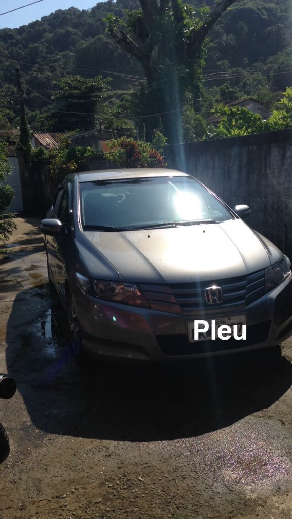_AlissonDouglas's tweet photo. Esse sim foi meu melhor carro, City 2011, era meu xodó, manual, eu tinha um ótimo carro e não sabia quão bom ele era https://t.co/rh9ogvg6lg