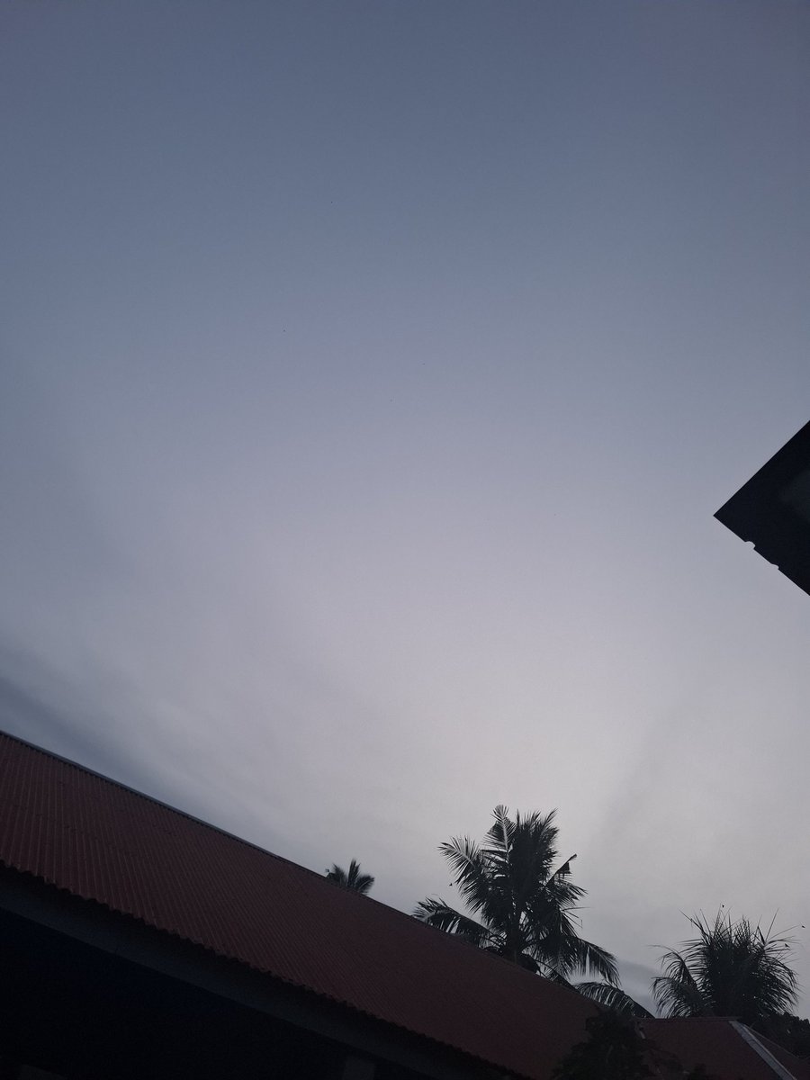 Selamat pagi, happy weekend🌾⛅️