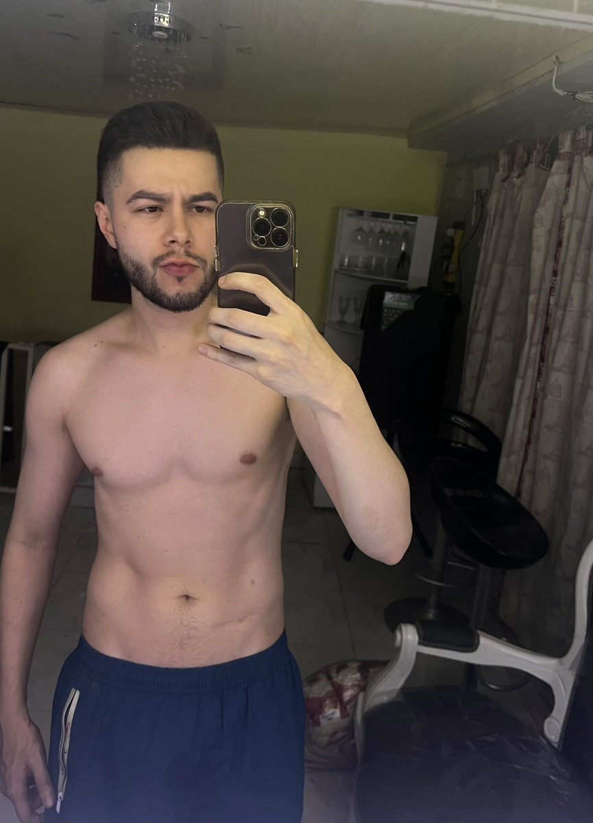 Francisco R tweet media