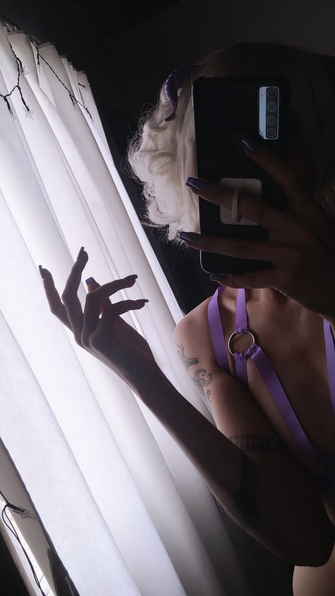 🤍💜
onlyfans.com/cin_der_ella