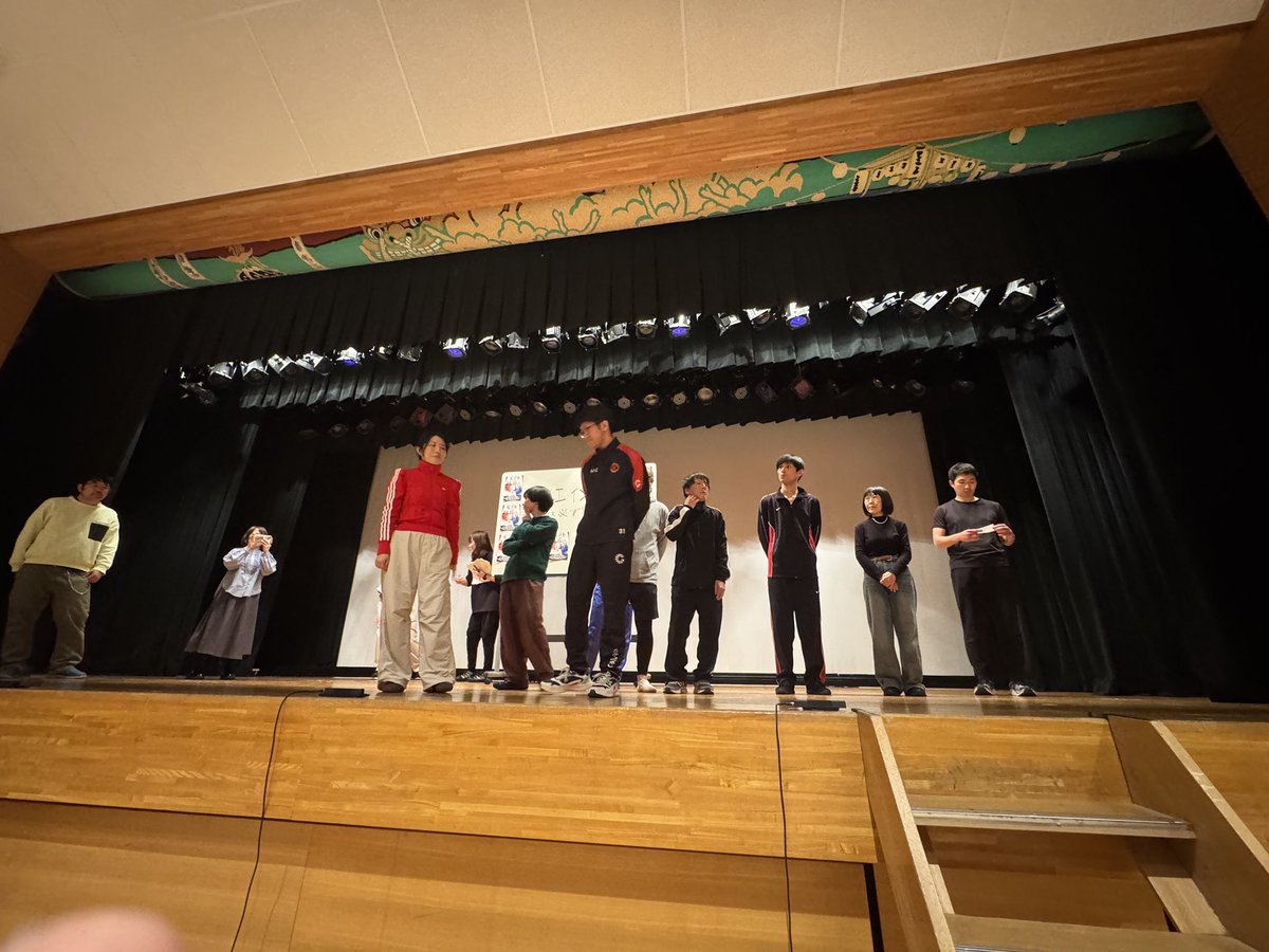 touritsu_310's tweet photo. 劇団スティック第4回公演「フルエ・イン・ザン」ありがとうございました！
今回も小川さんの素敵な脚本をスティックメンバーの皆さんと一緒に、スタッフさん皆さまに支えられできたと思います。
ご来場いただきまして誠にありがとうございました！
#劇団スティック https://t.co/kRvF8zTVgX