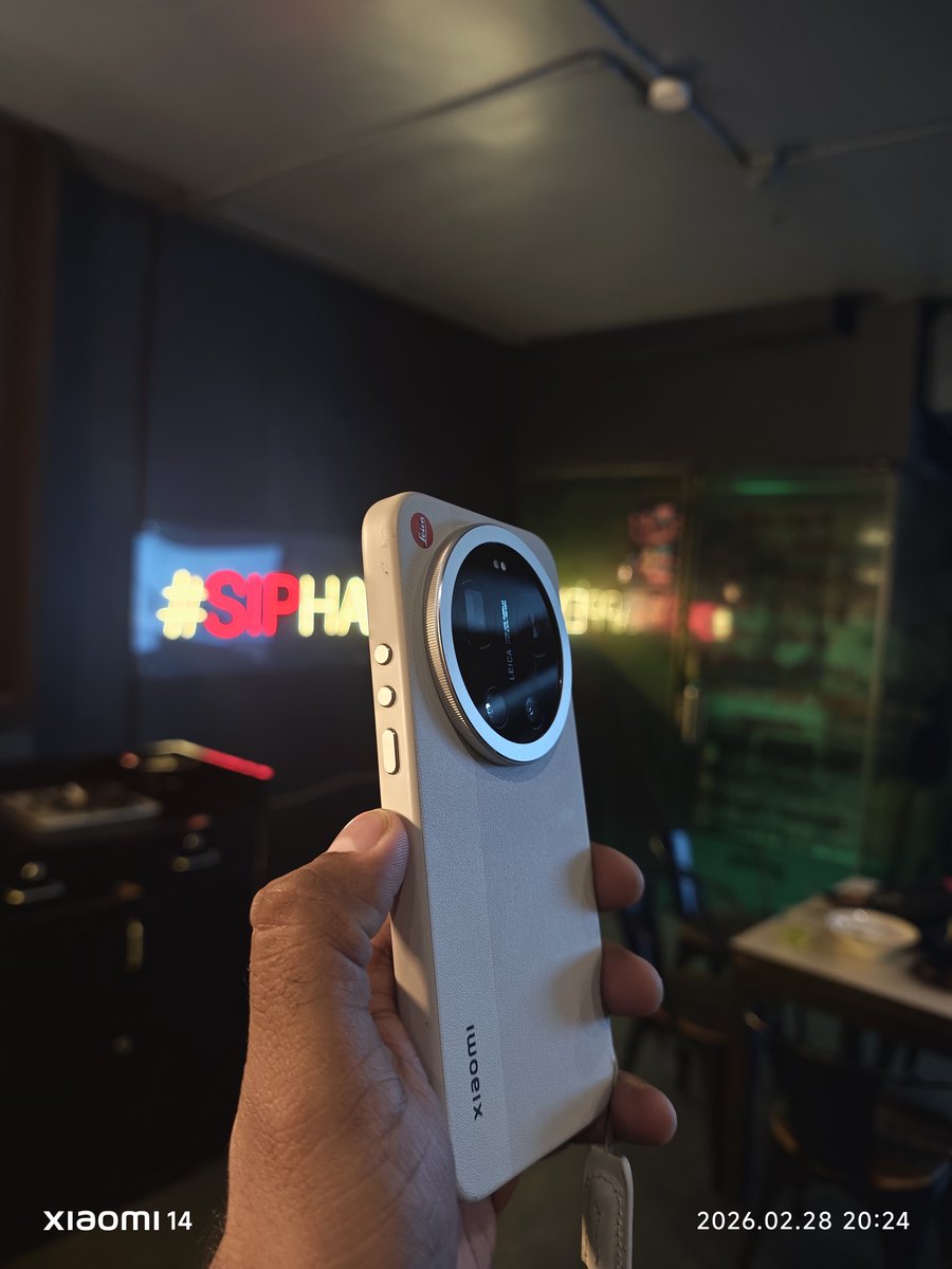 aniket1's tweet photo. Incredible #XiaomiLaunch and watch party today! 🚀 The #Xiaomi17Ultra is the "Master of Night" and the #XiaomiPad8 Pro is a productivity beast. 📸💻
@pixelwithme @ritij @xiaomiindia @s_anuj @sandeep9sarma
#Xiaomi17Ultra #Xiaomi17Series #XiaomiFansCub #XiaomiLaunch #XiaomiPad8 https://t.co/orWRsgBlEc