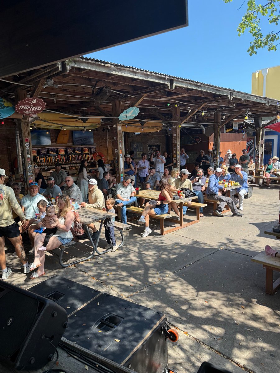 Todd Hunter tweet media