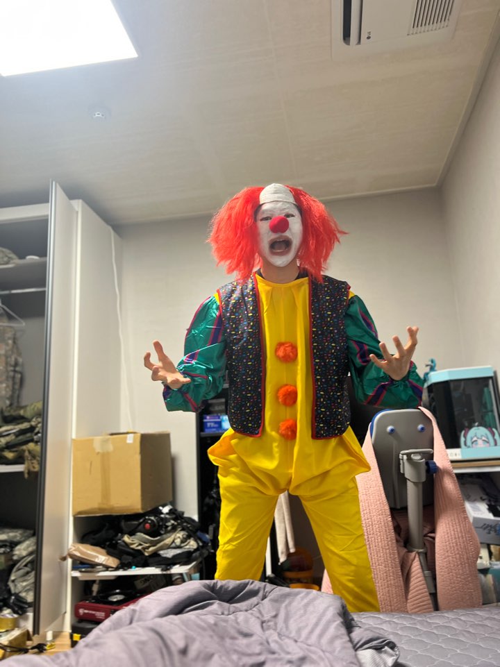 트래커호소인 tweet media