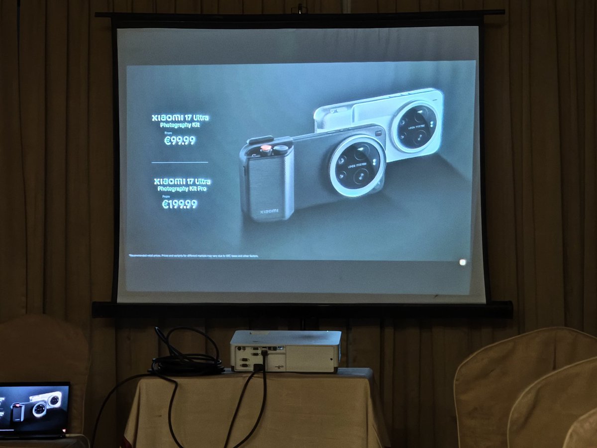 VoiceofVineeth's tweet photo. Thank you so much for introducing the Xiaomi 17 Series. I must say, I absolutely love the vanilla 17. I'm really looking forward to upgrading to this wonderful device soon 😍

#XiaomiFansCub #XiaomiLaunch #FutureOfComputing #NewWaveOflmagery @s_anuj https://t.co/DVoSQSXZpb