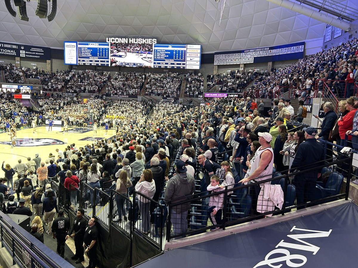 HurleyMania tweet media