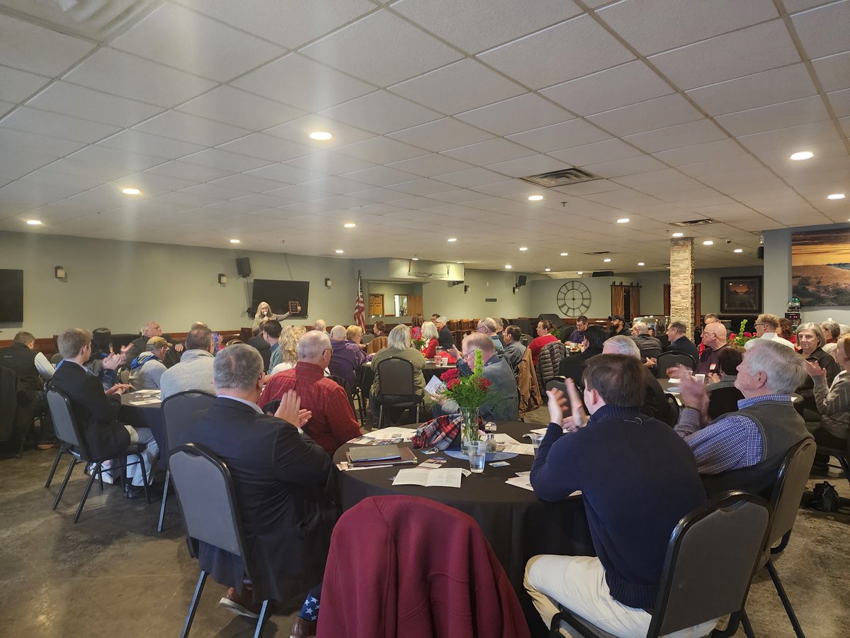 Joy Eakins for Governor tweet media