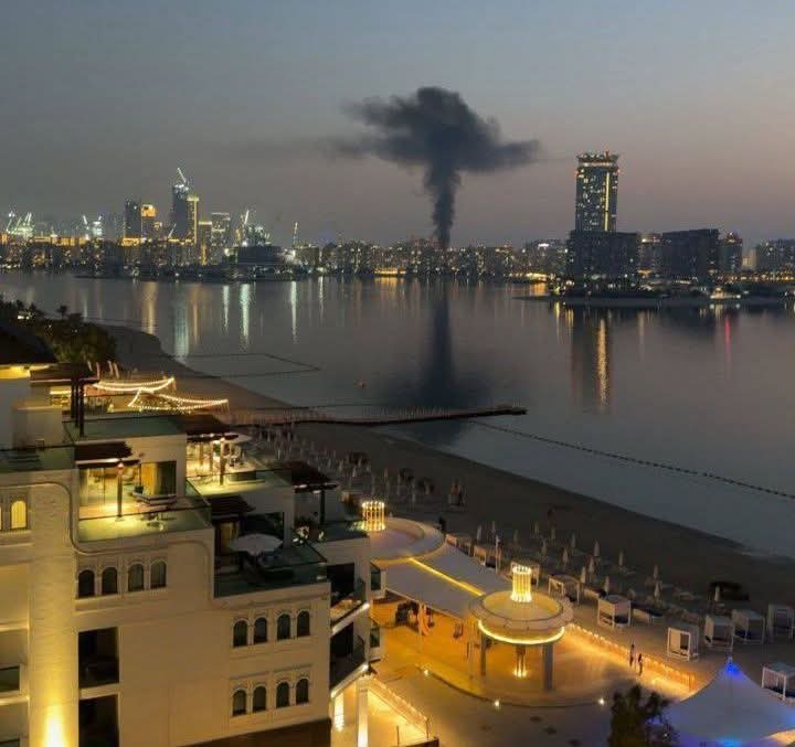 #عاجل_لآن 
آلاف الأجانب يستعدون لمغادرة #الإمارات، بعد الاستهدافات #الإيرانية ويناشدون حكومات بلدانهم لإجلائهم، وفك إغلاق مطاري #مطار_دبي_الدولي و #أبوظبي_الدولي.

#Iran 
#savas 
#OrmFriendOfBvlgari 
#الحرب_العالمية_الثالثة  قادمة
