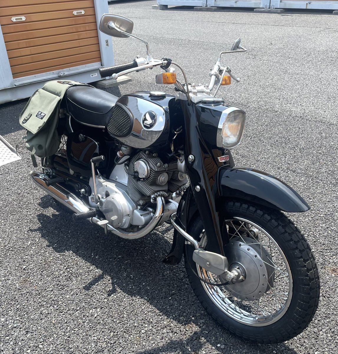 vagvagvag20002's tweet photo. 仏閣から仏壇に
#c72
#gpz900r https://t.co/zDMvq5JZfF