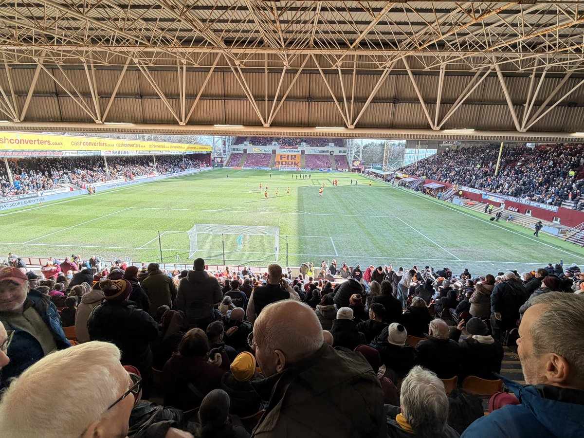 GaryStirling1's tweet photo. How good is it going to Fir Park just now! Everyone loving what’s on the park and the stands are full.

What a season https://t.co/ISBWHI3FfN