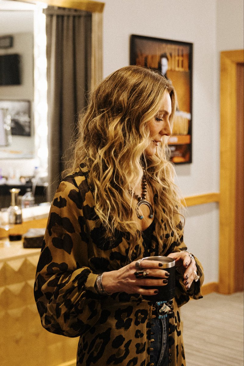 Morgane Stapleton tweet media