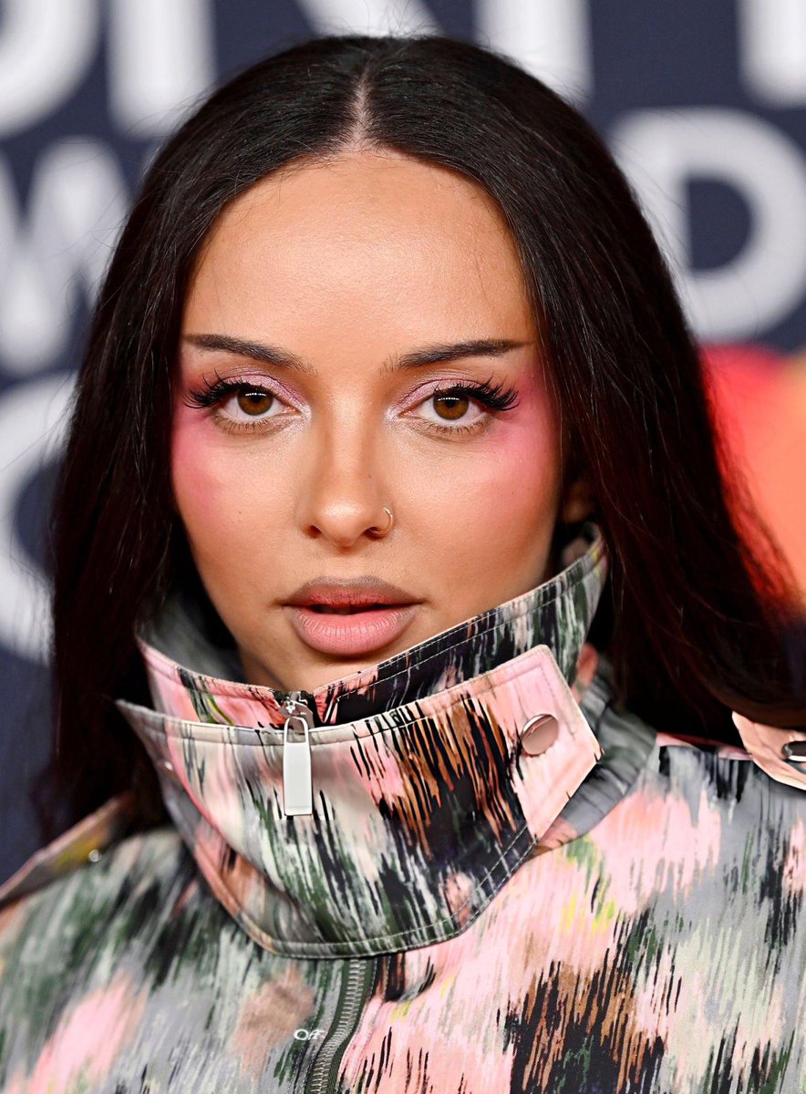 thejadenation's tweet photo. JADE looks phenomenal arriving at the BRIT Awards 2026 tonight. https://t.co/XVk0zPwkUA