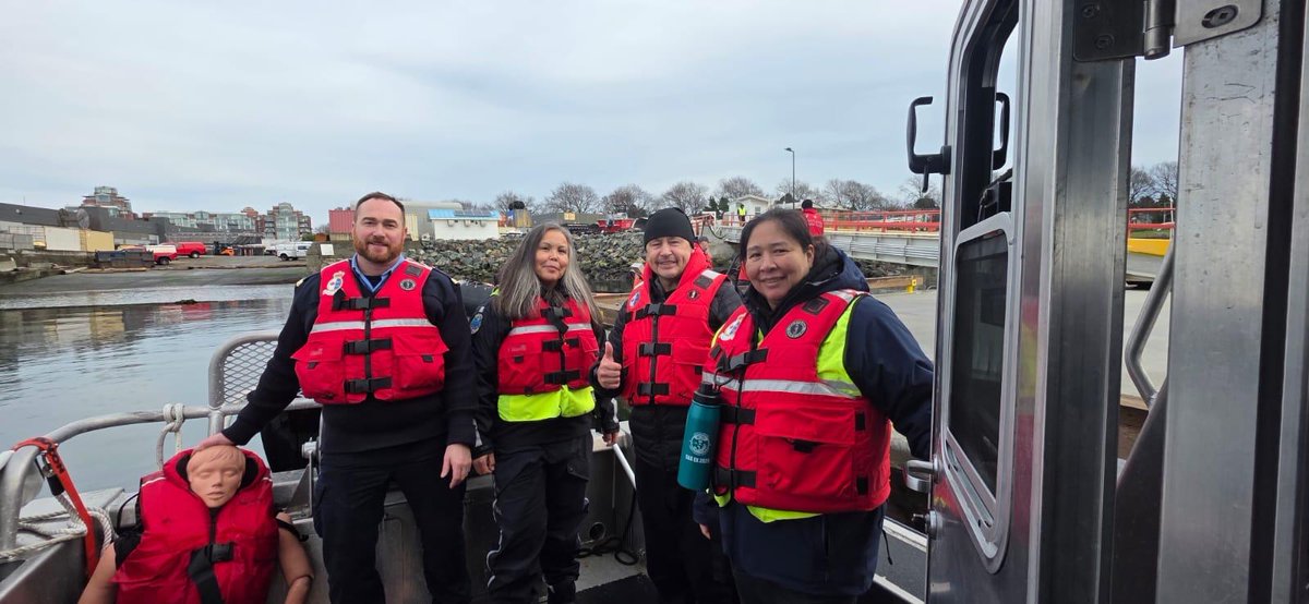 CoastGuardCAN's tweet image. In early February, we hosted the Coastal Nations Search and Rescue Conference in Victoria, #BritishColumbia.

More than 12 Nations met to share insights and strengthen collaboration on maritime #SearchAndRescue.